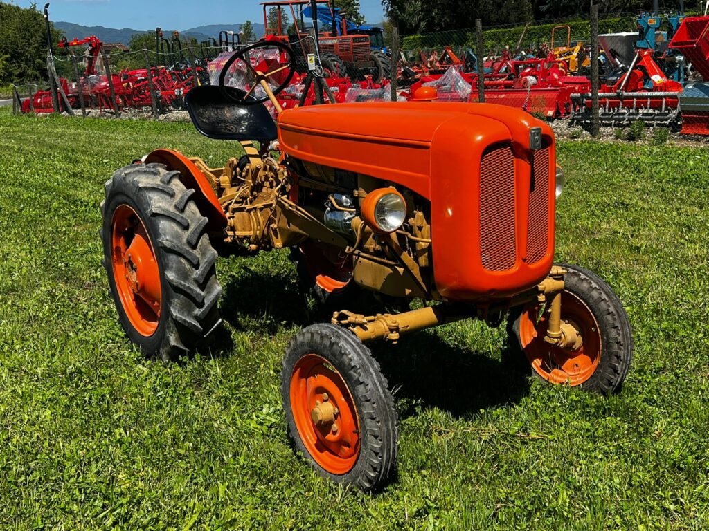 FIAT 211 R Traktor