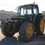 John Deere 6410 PREMIUM Traktor mit Vorderradaufhängung