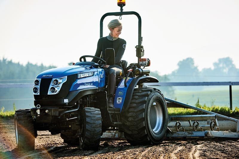 Solis 26 Kleintraktor mit Allrad & Servolenkung – 26 PS Mitsubishi Dieseltraktor
