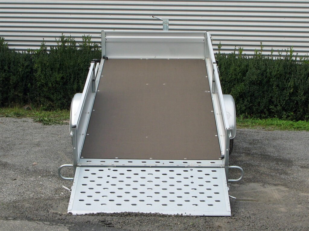 STEMA STP O1 7.5-30-13.1 REX 30 Geteilte Bordwand – Kippmechanik mit Auffahrrampe